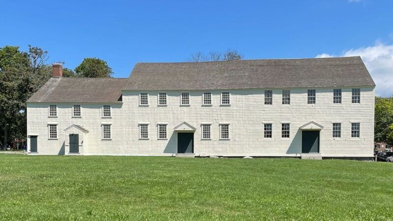 newport-colonial-history-walking-tour-with-museum-entry