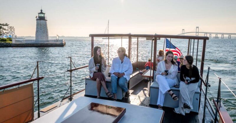 newport-yacht-sightseeing-cruise