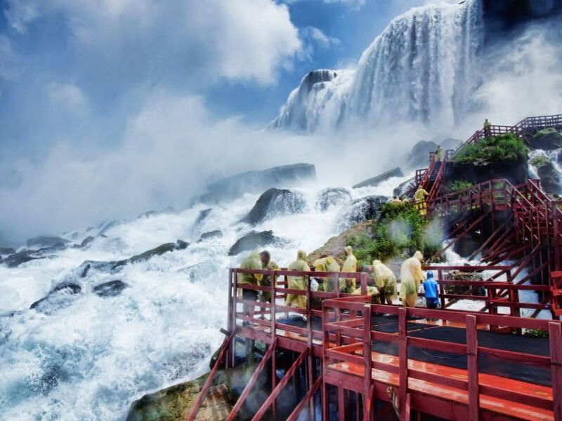 niagara-falls-usa-day-and-night-tour-with-light-show
