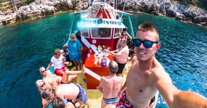 nice-vip-sea-tour-with-snorkeling-discover-scuba