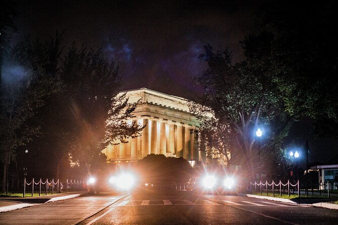 night-tour-with-washington-monument-air-space-african-museum