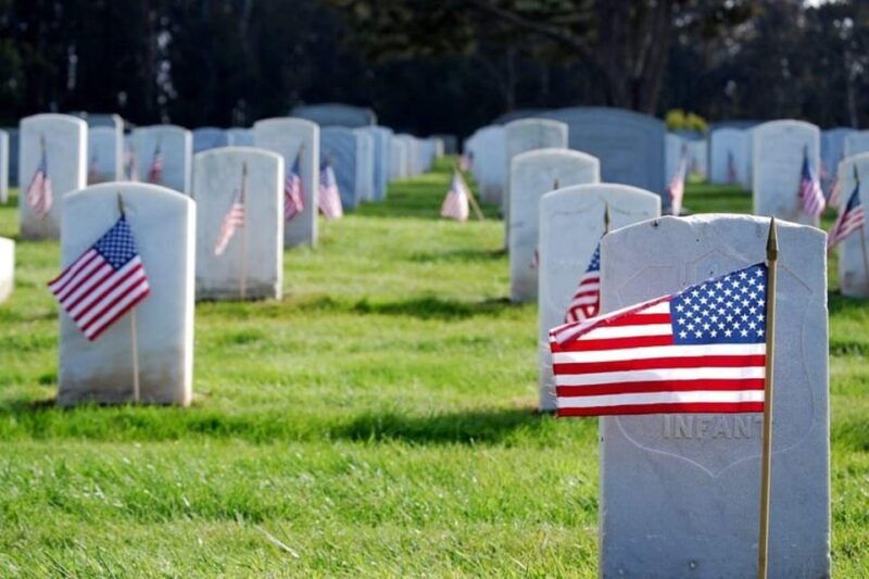 normandy-landing-beaches-private-day-tour-from-bayeux