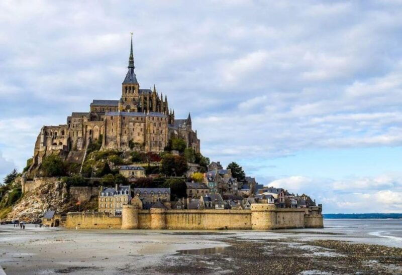 normandy-mont-saint-michel-and-saint-malo-private-shuttle
