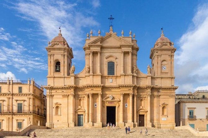 noto-villa-del-tellaro-roman-mosaics-marzamemi-walking-tour