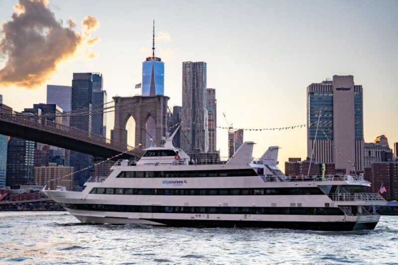 nyc-christmas-eve-buffet-lunch-or-dinner-harbor-cruise