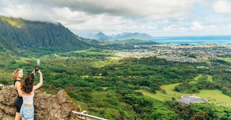 oahu-circle-island-tour-with-lunch-waimea-waterfall