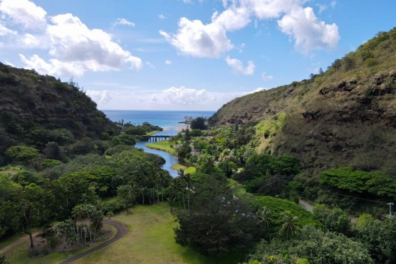 oahu-private-north-shore-tour-feat-waterfall-garden