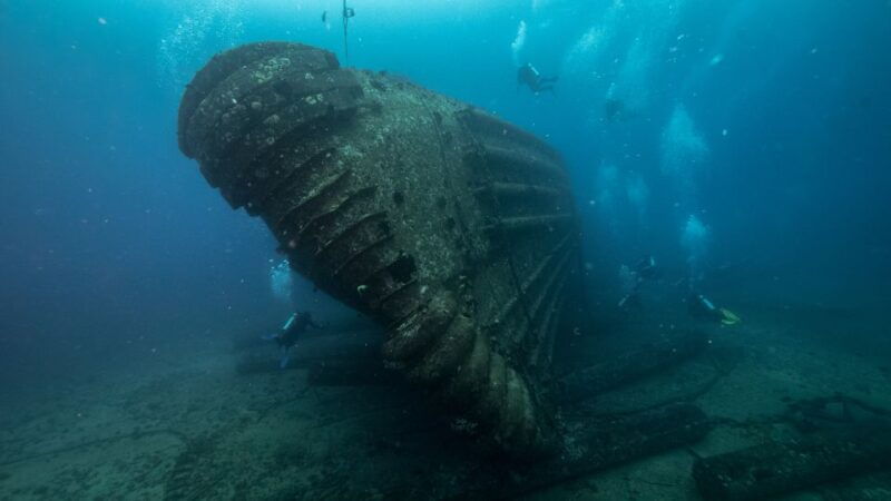 oahu-wreck-reef-scuba-dive-for-certified-divers