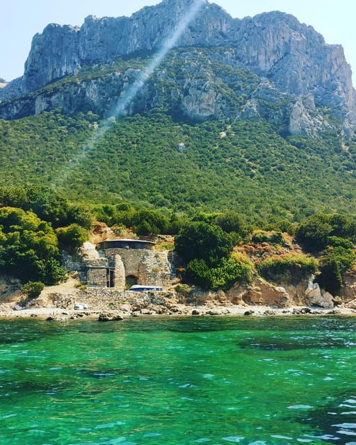 olbia-private-excursion-and-snorkeling-to-the-islands-of-tavolara-and-molara