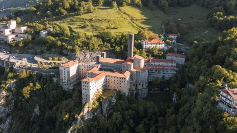 onati-and-aranzazu-sanctuary-tour-from-san-sebastian-2