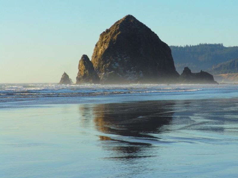 oregon-coast-day-tour-cannon-beach-and-haystack-rock