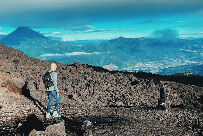 pacaya-volcano-sunrise-tour