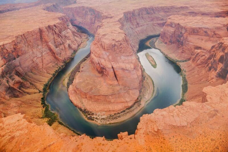 page-horseshoe-bend-helicopter-flight
