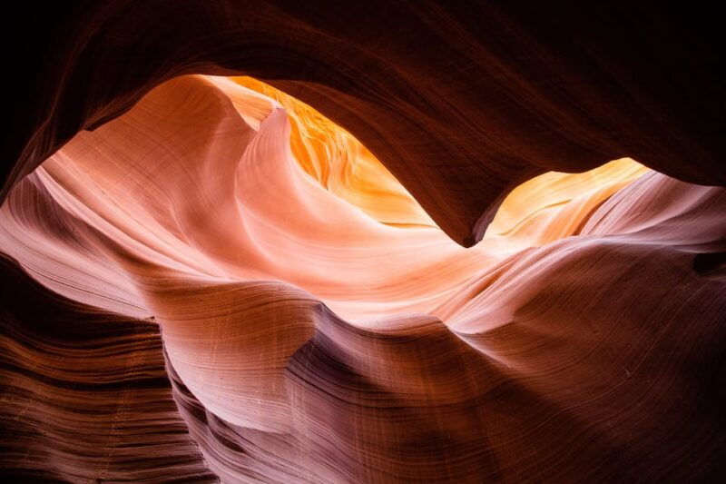 page-lower-antelope-canyon-walking-tour-with-navajo-guide