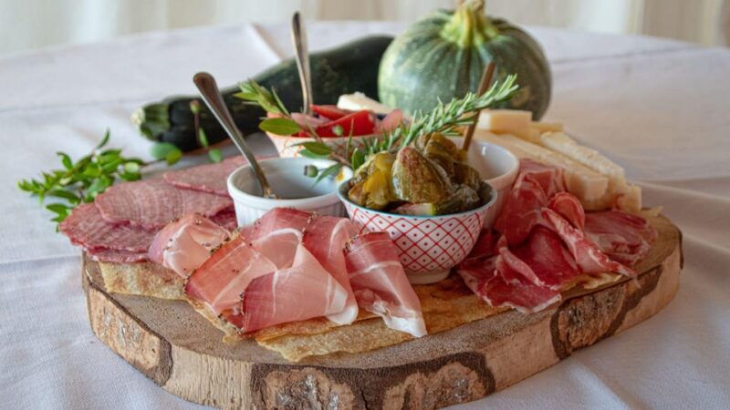 palau-wine-tasting-in-a-gallura-winery