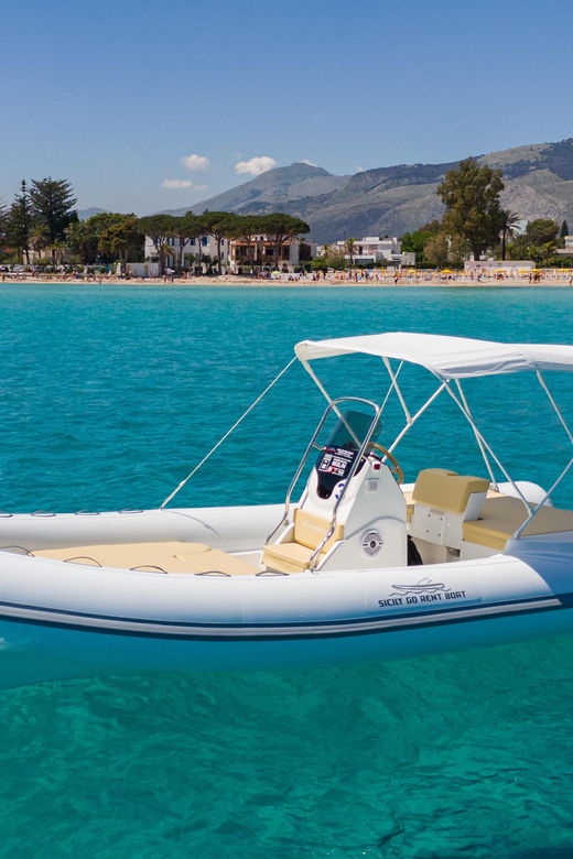 palermo-boat-tour-to-mondello-isola-delle-femmine