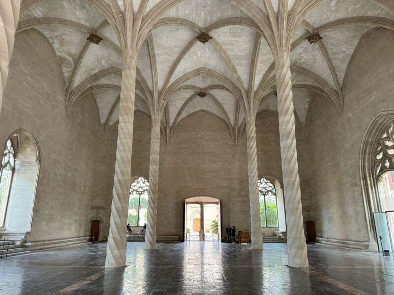 palma-de-mallorca-old-town-guided-bike-tour