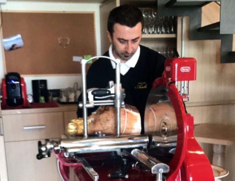 parma-parmigiano-production-and-parma-ham-tour-tasting