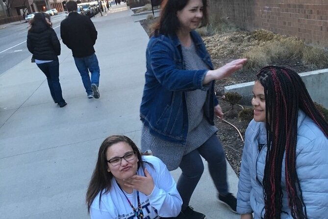 participate-in-a-fun-scavenger-hunt-in-tulsa-by-wacky-walks