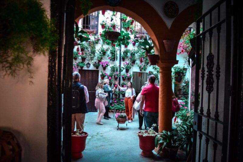 patios-of-cordoba-walking-tour