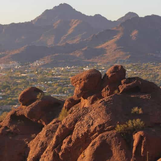 phoenix-epic-camelback-mountain-guided-hike-ascend-peak