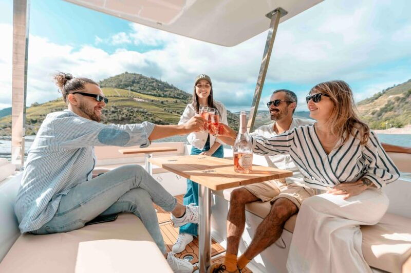 pinhao-private-electric-boat-tour-1h-wine-tasting-included