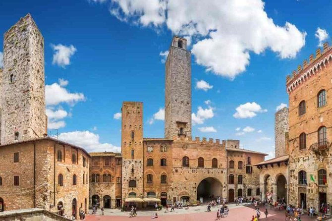 pisa-san-gimignano-and-chianti