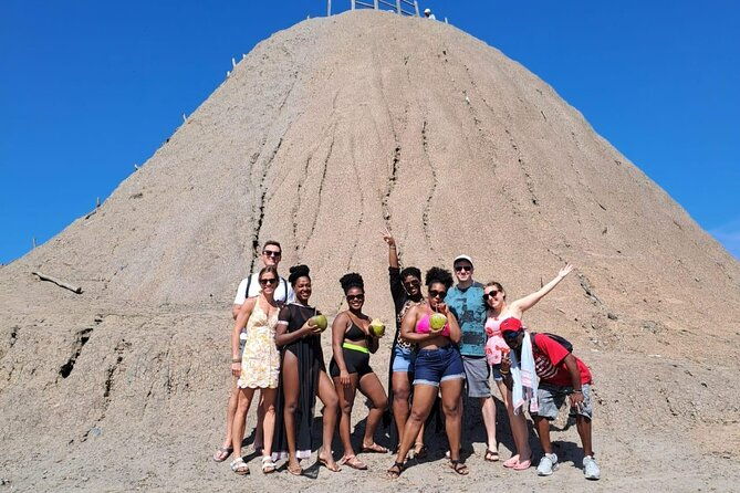 play-in-the-mud-of-the-totumo-volcano-and-try-a-typical-lunch