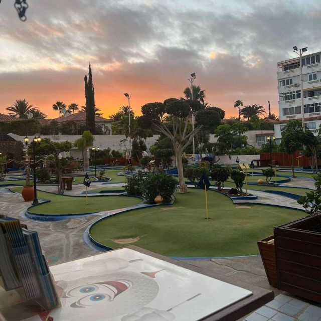 playa-del-ingles-minigolf-taidia