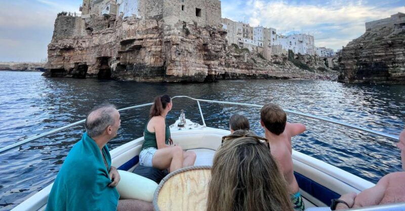 polignano-guided-coastline-caves-cruise-with-swim-break