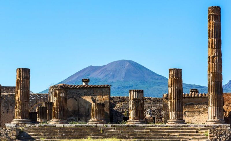 pompei-tickets-and-audioguide-in-the-office