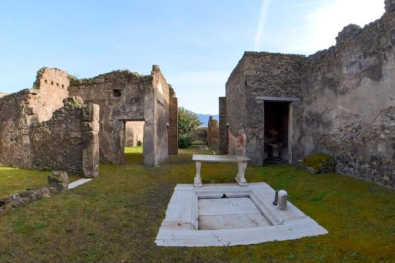 pompeii-2-hours-skip-the-line-visit-with-a-licensed-guide