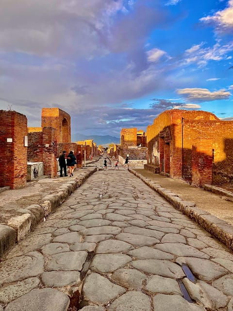 pompeii-sunset-tour-a-visit-away-from-the-crowds