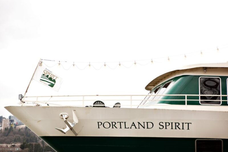 portland-2-hour-lunch-cruise-on-the-willamette-river