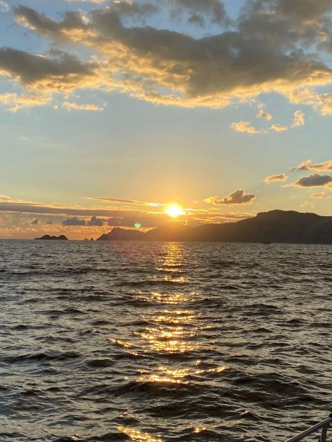 positano-sunset-group-cruise-with-prosecco-amalfi-coast