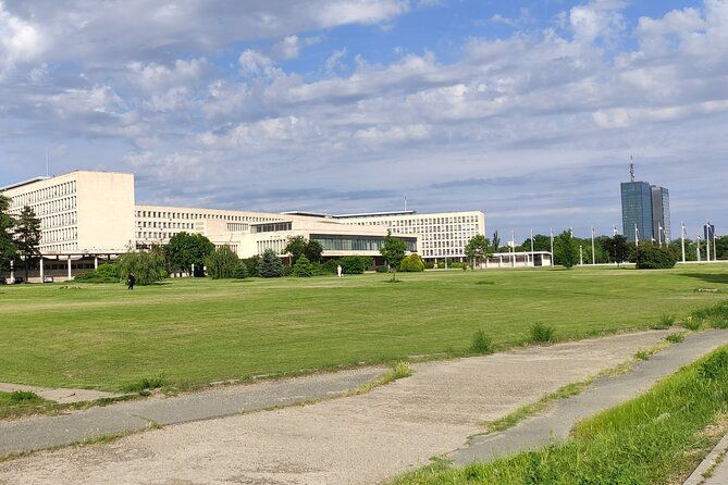 private-4-hours-space-architecture-tour-in-belgrade
