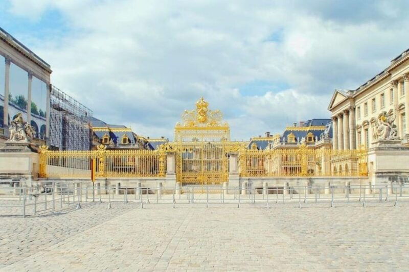 private-and-royal-getaway-to-versailles-with-return-included
