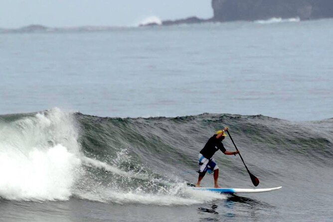 private-boat-to-witches-rock-ollies-point