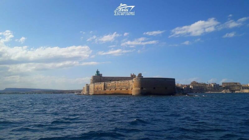 private-boat-tour-of-the-island-of-ortigia-with-aperitif
