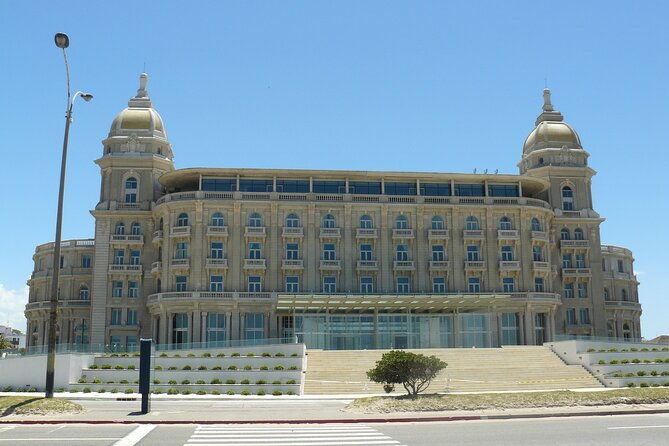 private-city-tour-in-montevideo