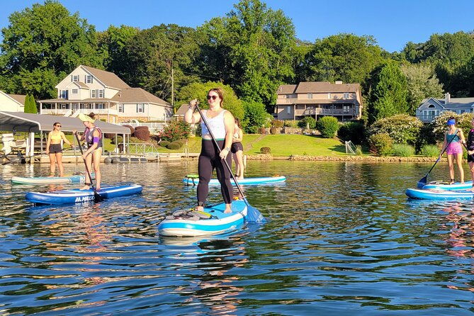 private-fun-adventures-on-a-stand-up-paddleboard-in-chattanooga