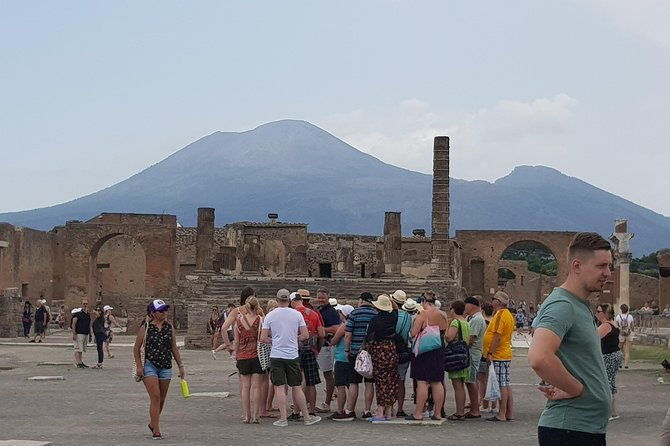 private-guided-tour-of-the-excavations-of-pompeii