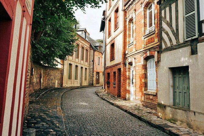 private-guided-walking-discovery-tour-of-honfleur