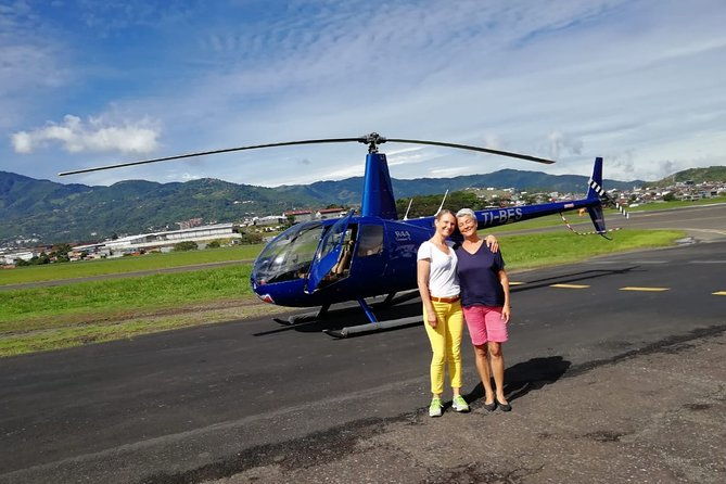 private-helicopter-tour-over-poas-volcano-1-hour-flight