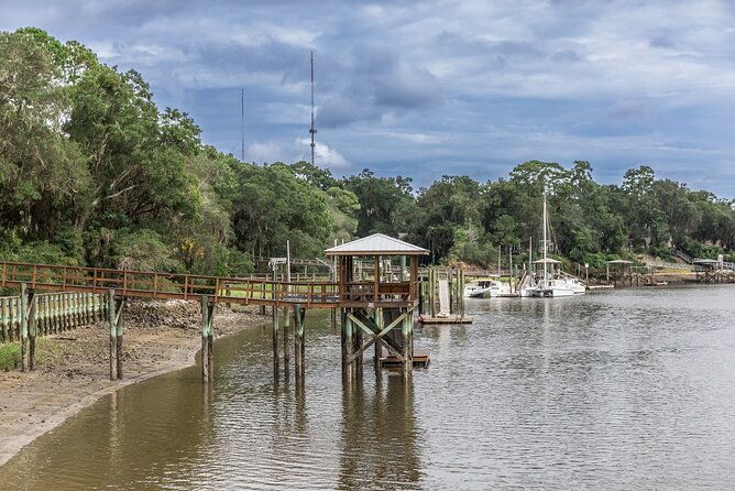 private-historic-walking-tour-in-bluffton