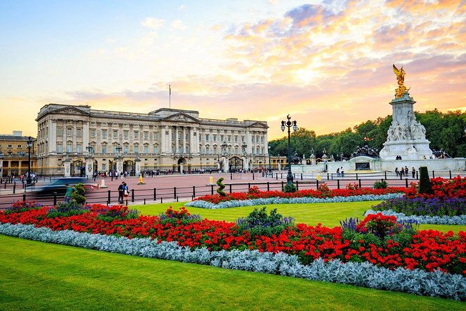 private-luxury-minivan-half-day-guided-city-tour-with-a-blue-badge-guide