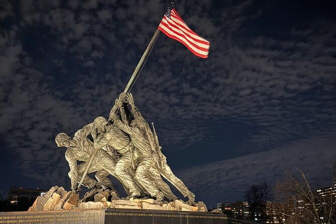 private-monuments-at-night-tour