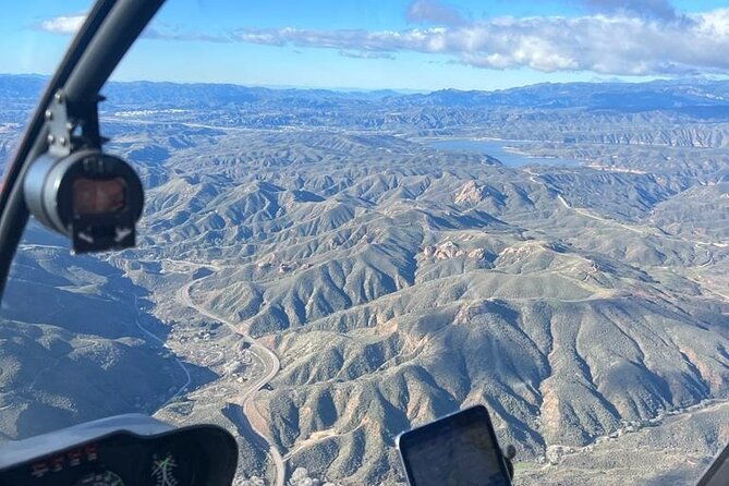 private-mountain-helicopter-flight-above-santa-barbara