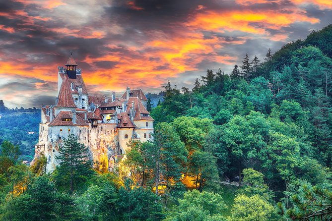 private-movie-castles-at-peles-cantacuzino-and-bran-castle-tour