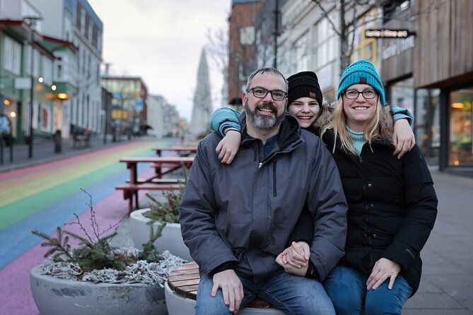 private-photo-session-with-a-local-photographer-in-reykjavik